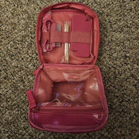 Nail Kit In Pink Case - Picture 3 of 5